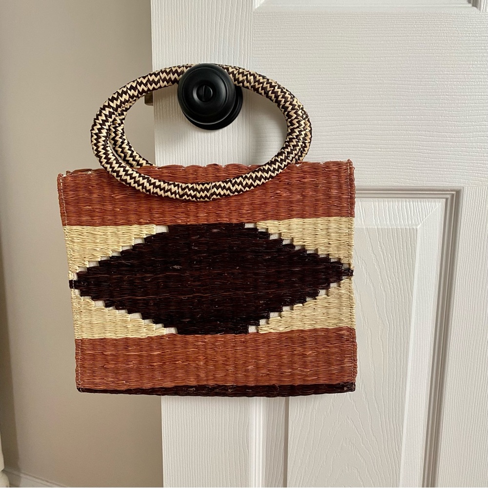 Mola Sasa Natural Fiber Woven Basket Clutch